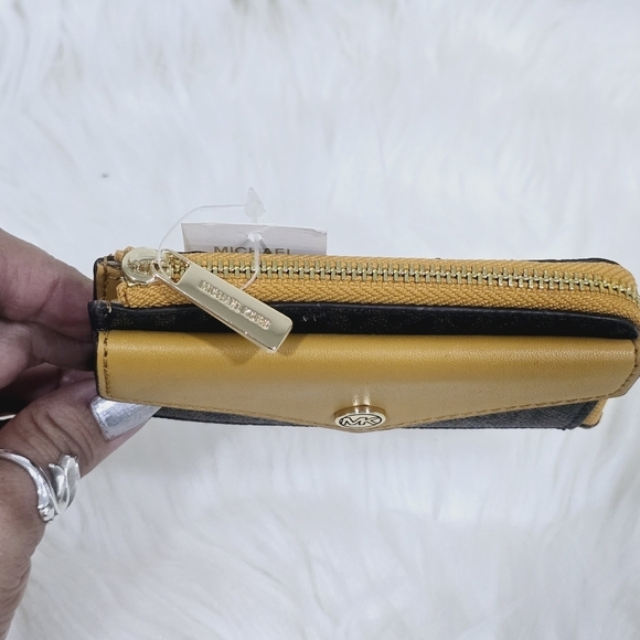 Michael Kors Jet Set travel Card Holders new - Picture 4 of 11